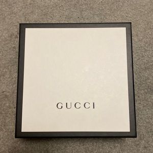 Women’s Gucci Double G Buckle Leather Belt